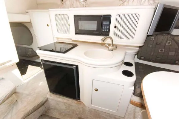Slide: The Image of Sea Ray 260 DA w/ GEN & TRAILER, WINDLASS 2000 - 3
