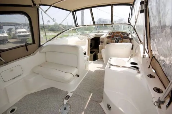 Slide: The Image of Sea Ray 260 DA w/ GEN & TRAILER, WINDLASS 2000 - 4