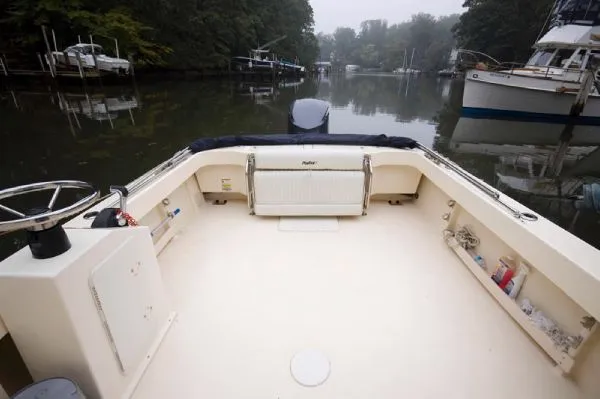 Slide: The Image of Parker Marine 2520 XL Sport Cabin MD 2011 - 5