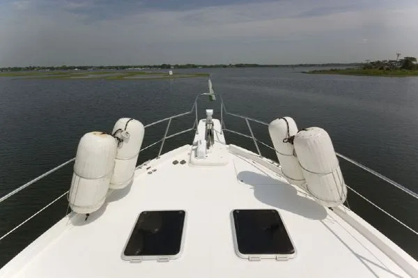 Slide: The Image of Bayliner 4788 Pilot House Motoryacht 1996 - 1