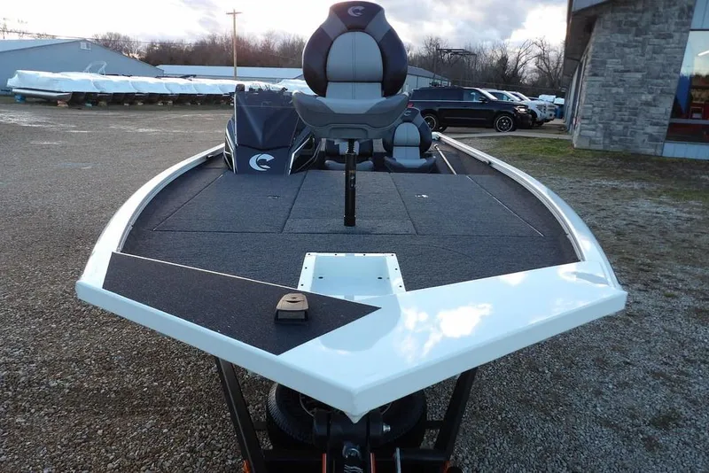 Slide: The Image of 2026 Crestliner XF 189 fishing boat with sleek design and comfortable seating. - 4