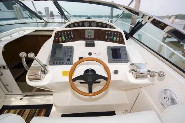 Slide: The Image of Riviera 40 Offshore Express 2000 - 8