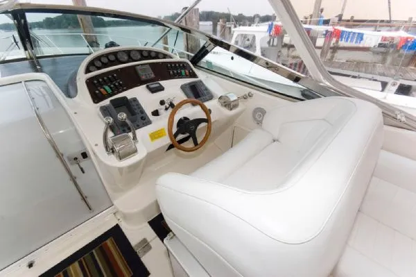 Slide: The Image of Riviera 40 Offshore Express 2000 - 9
