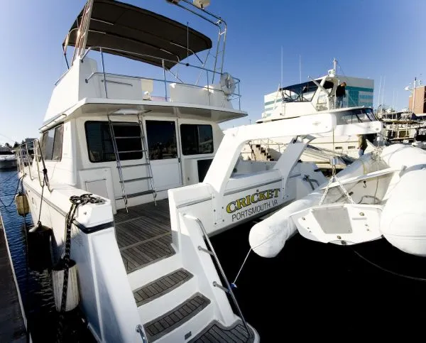 Slide: The Image of Venturer Power Catamaran VA 1997 - 4