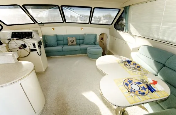 Slide: The Image of Venturer Power Catamaran VA 1997 - 8