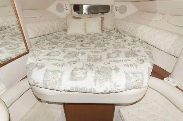 Slide: The Image of Sea Ray 340 Sundancer 2002 - 10