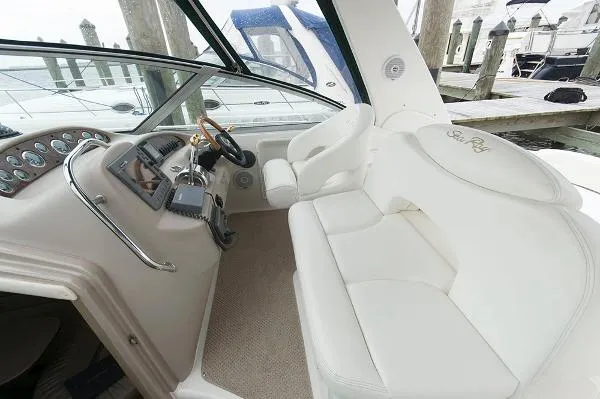 Slide: The Image of Sea Ray 340 Sundancer 2002 - 3