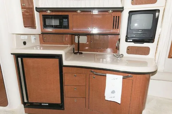 Slide: The Image of Sea Ray 340 Sundancer 2002 - 7