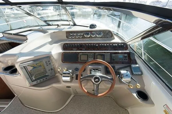 Slide: The Image of Sea Ray 400 Sundancer 1999 - 5