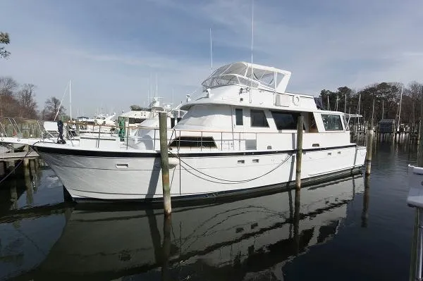 Slide: The Image of Hatteras 61 Cockpit Motoryacht 1982 - 0