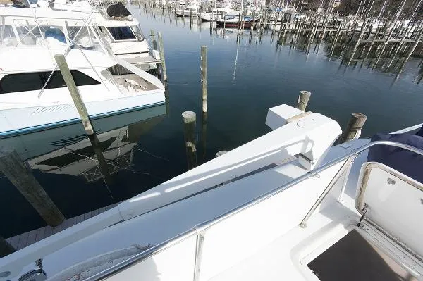 Slide: The Image of Hatteras 61 Cockpit Motoryacht 1982 - 11