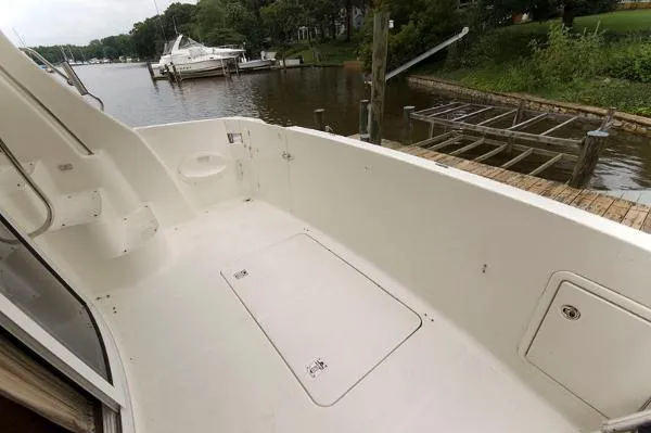 Slide: The Image of Silverton 43 Sport Bridge 2005 - 11