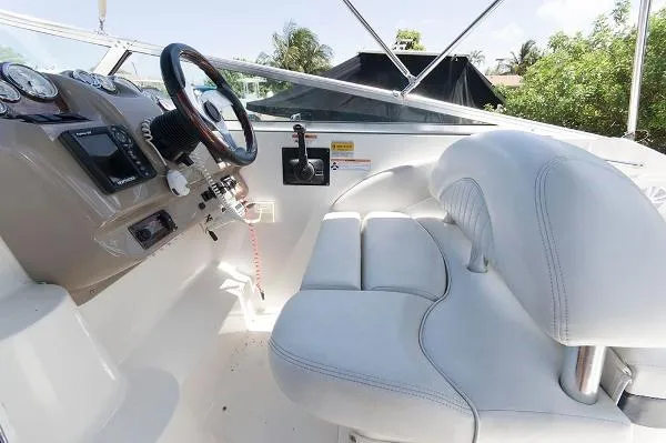 Slide: The Image of Glastron 259 Sport Cruiser 2007 - 4