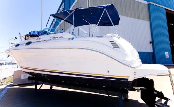 Slide: The Image of Sea Ray 260 Sundancer VA 2001 - 3