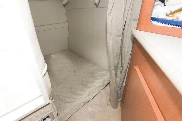 Slide: The Image of Chaparral 240 SIGNATURE 2005 - 9