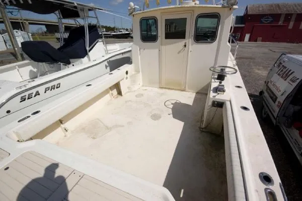 Slide: The Image of Parker Marine 2520 XL 2002 - 2