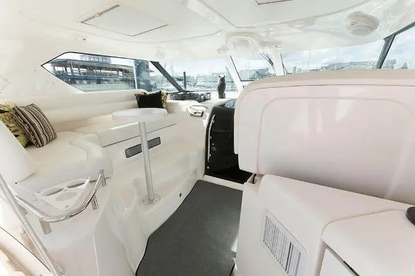 Slide: The Image of Tiara 4300 Sovran IPS 2006 - 3