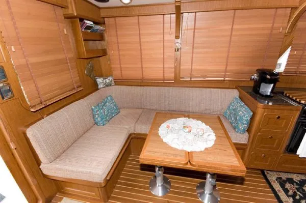 Slide: The Image of Mariner 35 Seville Sedan Trawler MD 2009 - 5