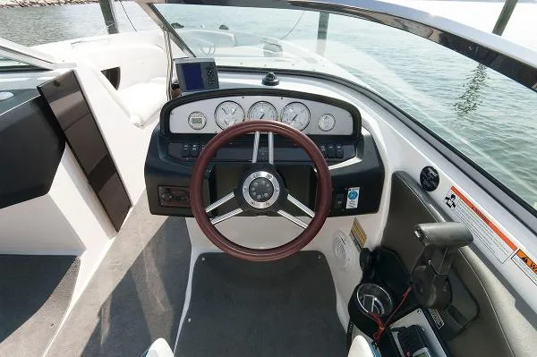 Slide: The Image of Regal 2200 Bowrider 2008 - 5