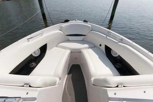 Slide: The Image of Regal 2200 Bowrider 2008 - 8