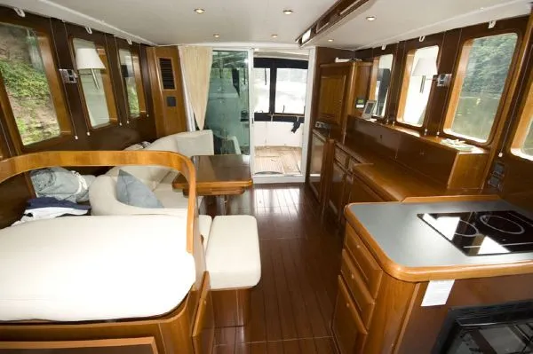 Slide: The Image of Beneteau Swift Trawler 42 2006 - 4