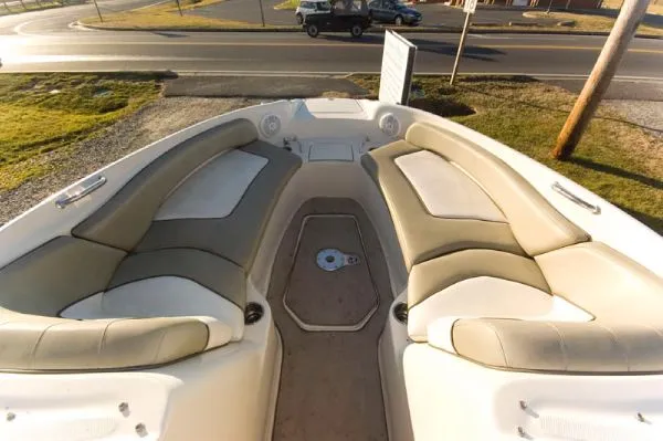 Slide: The Image of Sea Ray 240 Sundeck (MD) 2006 - 3