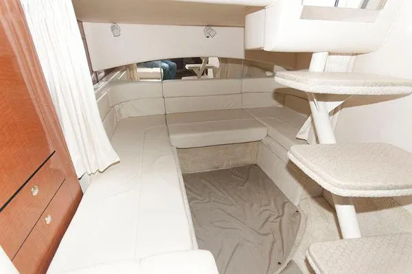Slide: The Image of Sea Ray 300 Sundancer 2003 - 10