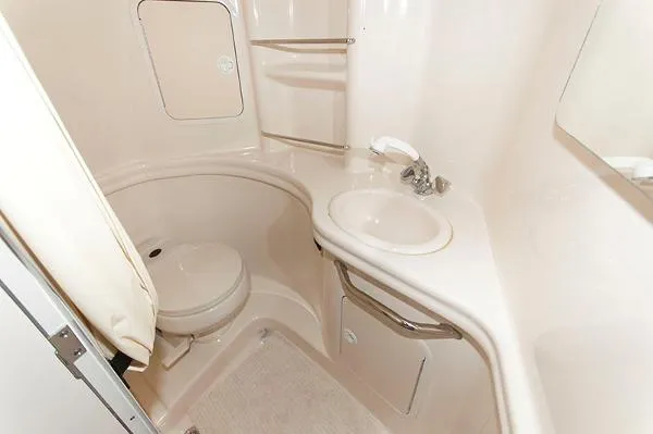 Slide: The Image of Sea Ray 300 Sundancer 2003 - 11