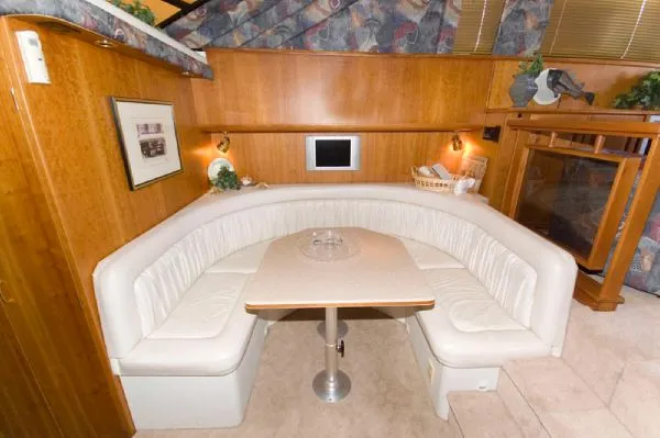 Slide: The Image of Silverton 46 Motor Yacht (MD) 1994 - 7
