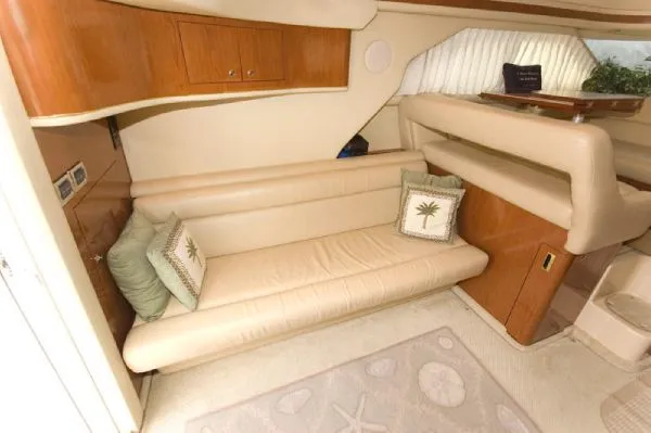 Slide: The Image of Sea Ray 400 Sedan Bridge (MD) 2002 - 5