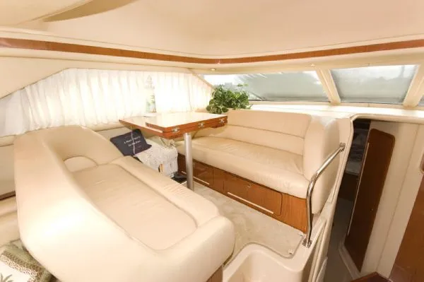 Slide: The Image of Sea Ray 400 Sedan Bridge (MD) 2002 - 7