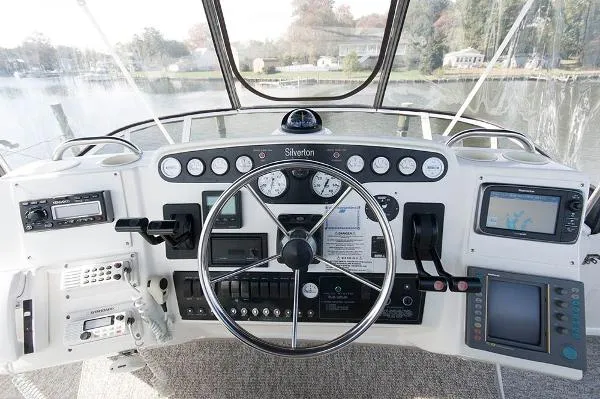Slide: The Image of Silverton 372 Motor Yacht 1996 - 5