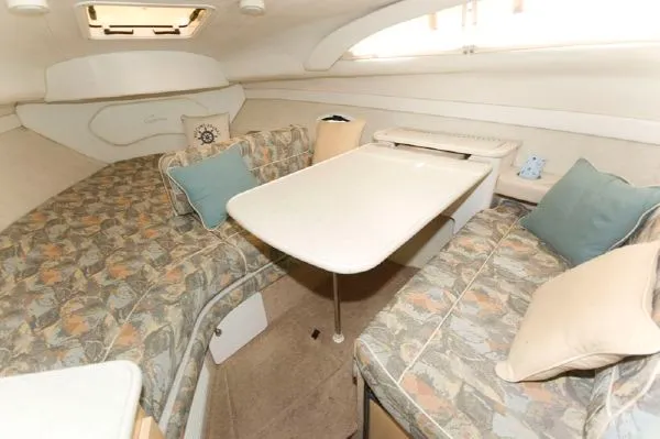 Slide: The Image of Bayliner 2655 Ciera 2000 - 6
