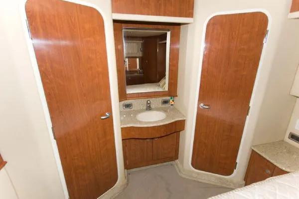 Slide: The Image of Sea Ray 390 Motor Yacht MD 2004 - 11