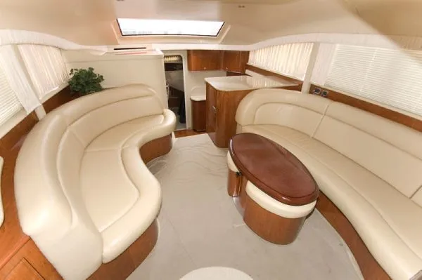 Slide: The Image of Sea Ray 390 Motor Yacht MD 2004 - 6