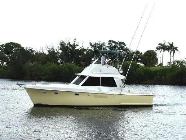 Slide: The Image of Hatteras 34 Sport Fish 1967 - 0