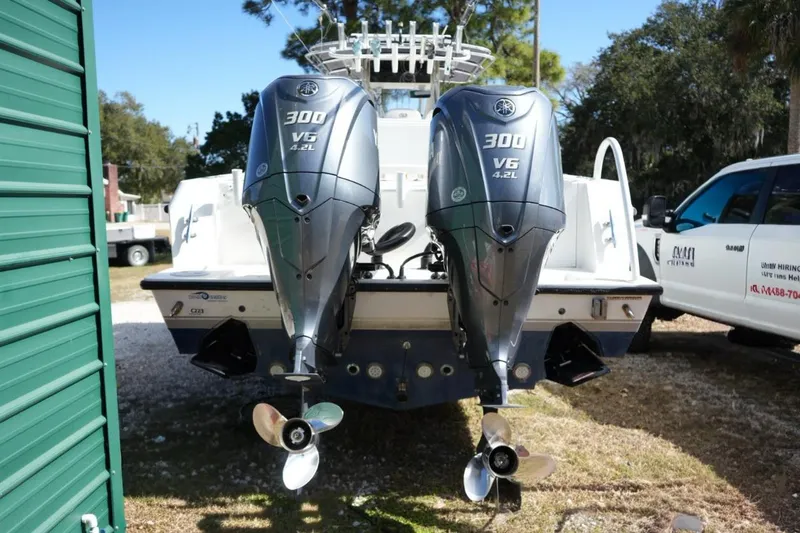 Slide: The Image of 2000 Contender 36 Open boat with dual Yamaha 300 V6 outboard engines. - 4