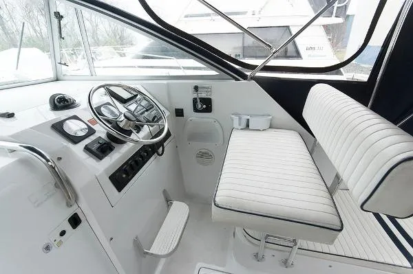 Slide: The Image of Mainship 30 PILOT 1998 - 10