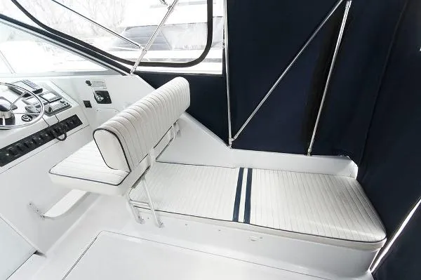 Slide: The Image of Mainship 30 PILOT 1998 - 9