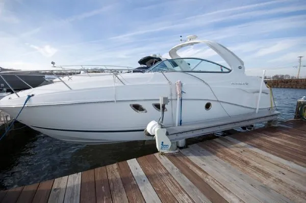 Slide: The Image of Rinker 310 Fiesta Vee MD 2010 - 1