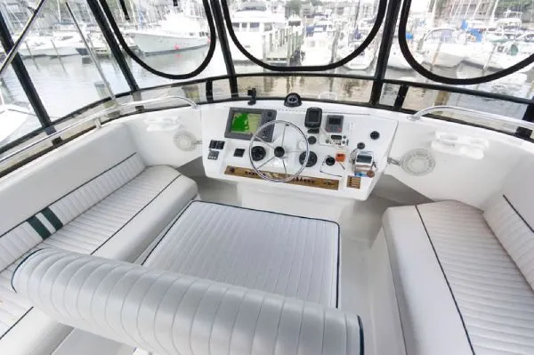 Slide: The Image of Mainship 390 Trawler 2002 - 11
