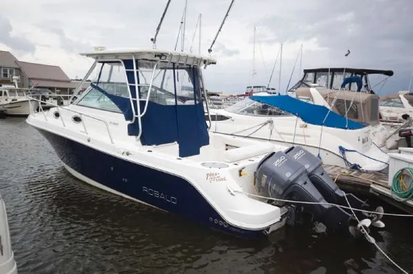 Slide: The Image of Robalo 305 2009 - 0