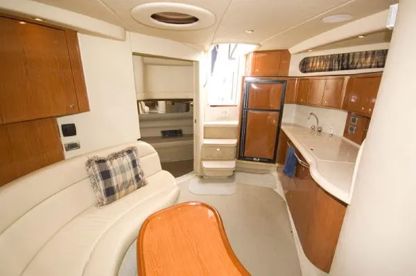 Slide: The Image of Sea Ray 410 Sundancer Monaco (MD) 2002 - 6
