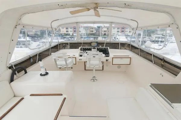 Slide: The Image of Viking 55 Motoryacht Walkaround 1989 - 3