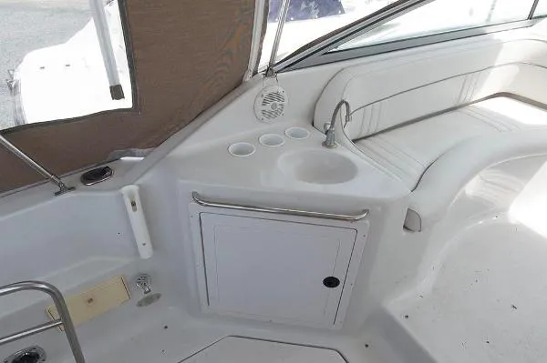 Slide: The Image of Crownline Boats 290 CR 2002 - 7