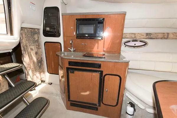 Slide: The Image of Crownline Boats 290 CR 2002 - 9