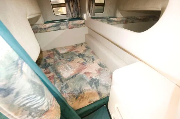 Slide: The Image of Sea Ray 270 Sundancer (MD) 1994 - 4