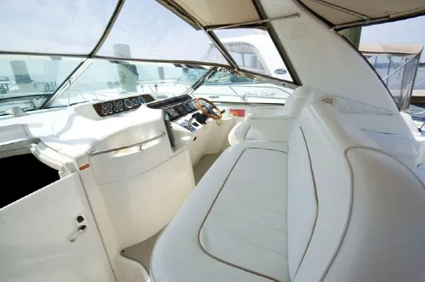 Slide: The Image of Sea Ray 400 Sundancer 1997 - 11