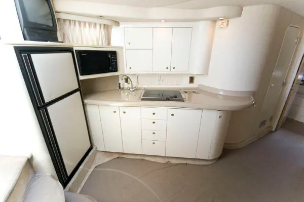 Slide: The Image of Sea Ray 400 Sundancer 1997 - 4