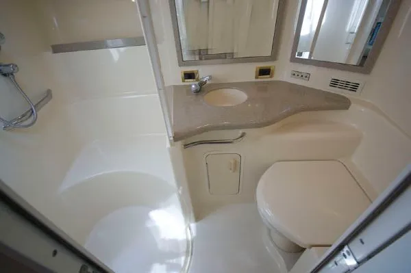 Slide: The Image of Sea Ray 400 Sundancer 1997 - 6